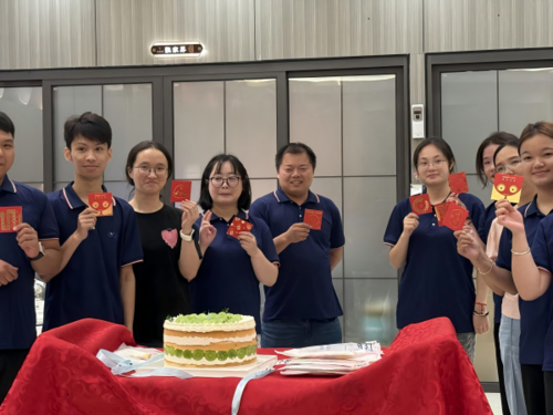 Latest company news about ฉลอง วัน เกิด ใน ไตรมาส ที่ สอง ด้วย ความ ยินดี และ ความ สนุกสนาน
